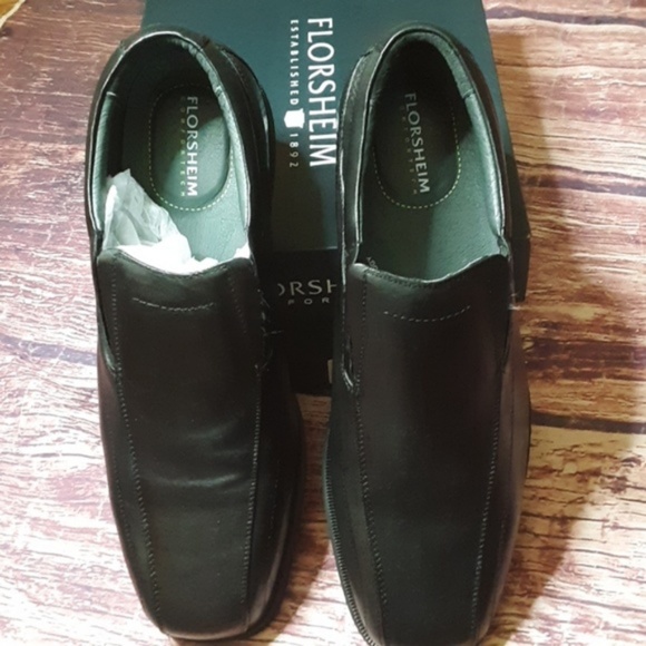 Florsheim Comfortech slip on loafers mens sz 10 3E